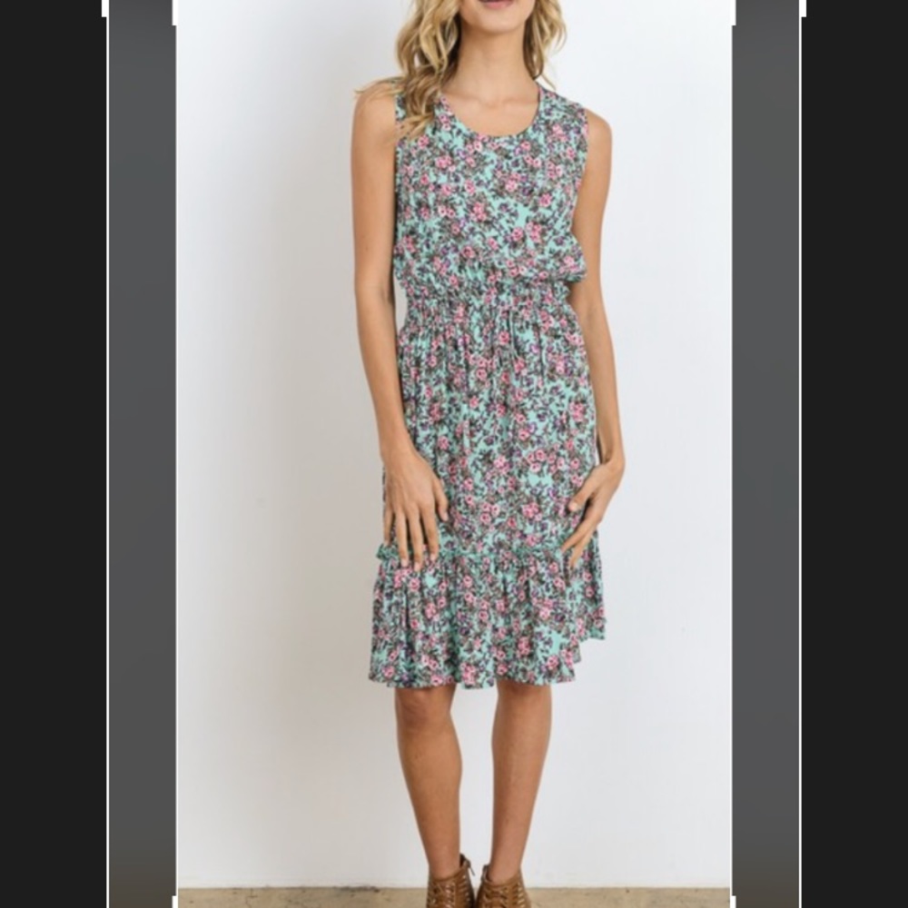 Floral dress from Gilli (Stitch Fix brand).
