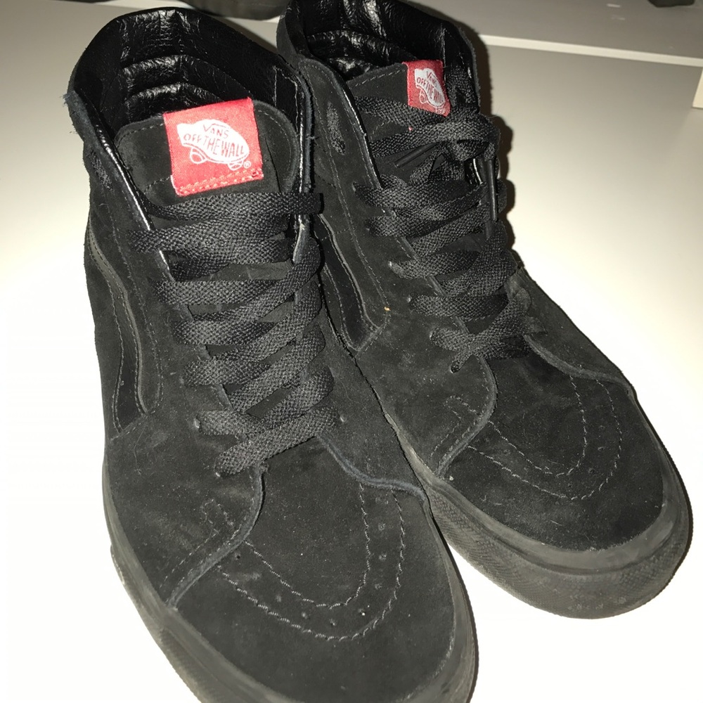 All Black Vans Sk8 Hi