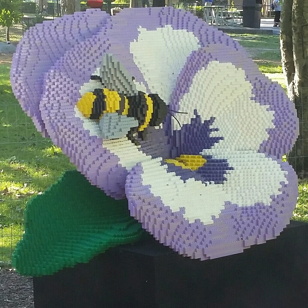 Meet your Posher, Andrea