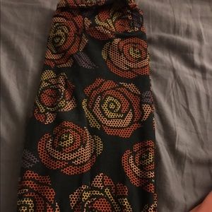 Lula roe "unicorn" Disney roses.