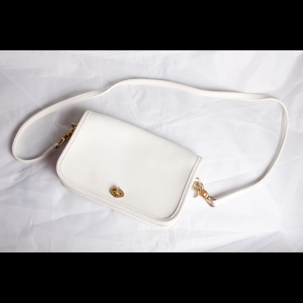 Coach - Vintage Leather Saddle Bag