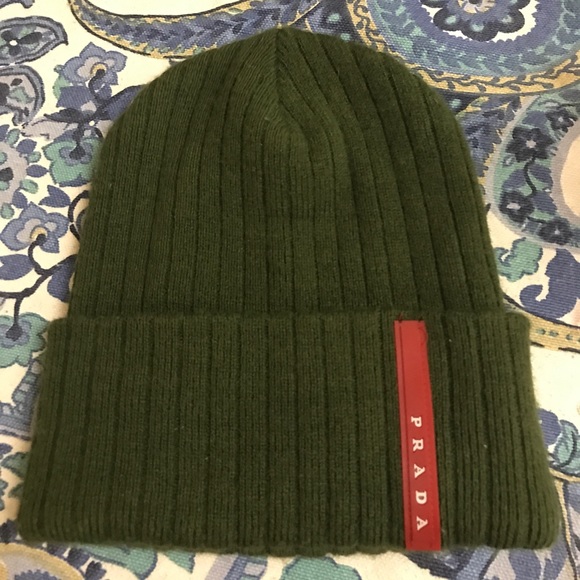 prada knit hat