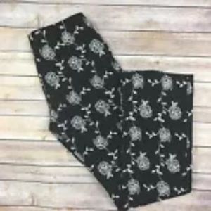 White House Black Market Floral Embroidered Pants