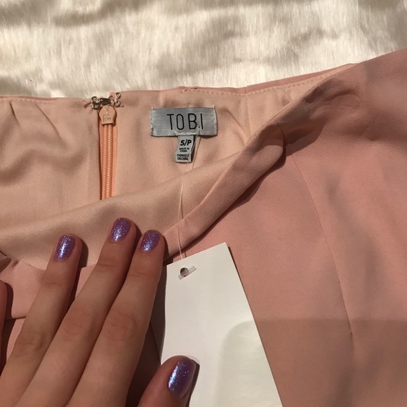 TOBI ROSE PINK SKIRT - Picture 3 of 3