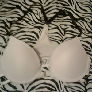 Two jessica simpson bra's