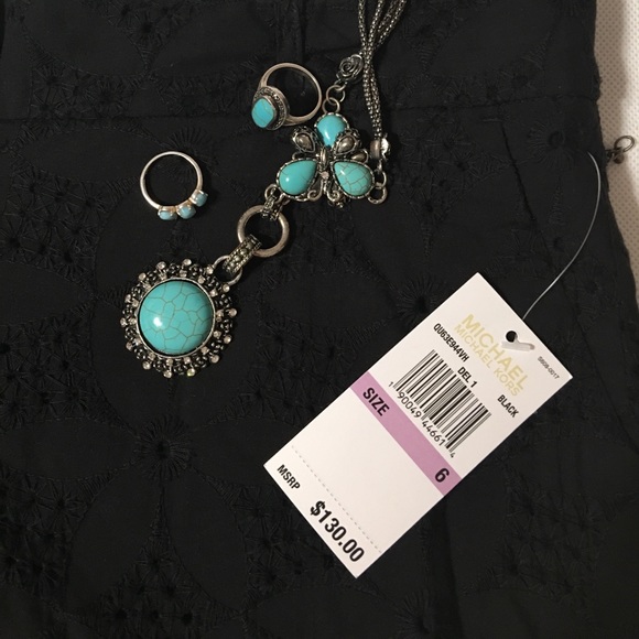 Michael Kors Shorts - Picture 3 of 12