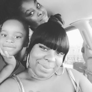 Meet your Posher, Mzmarion