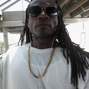 Meet your Posher, Henry