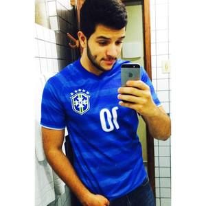 Meet your Posher, Roberto