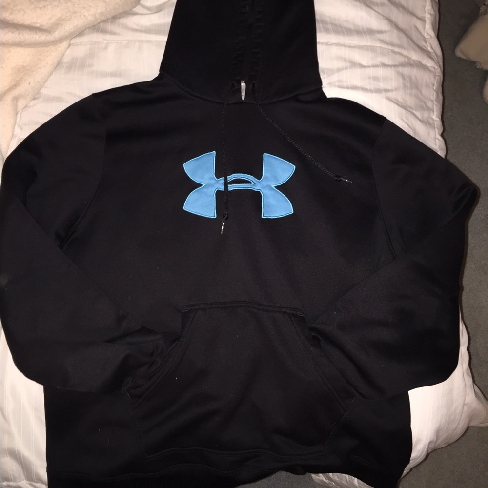 Under armor hoodie ⚡️