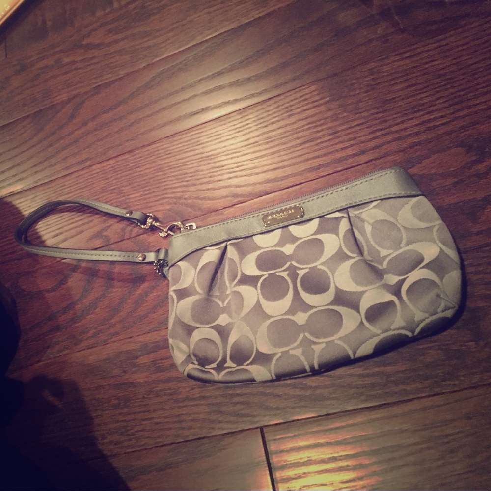 Cute and trendy Coach wristlet!