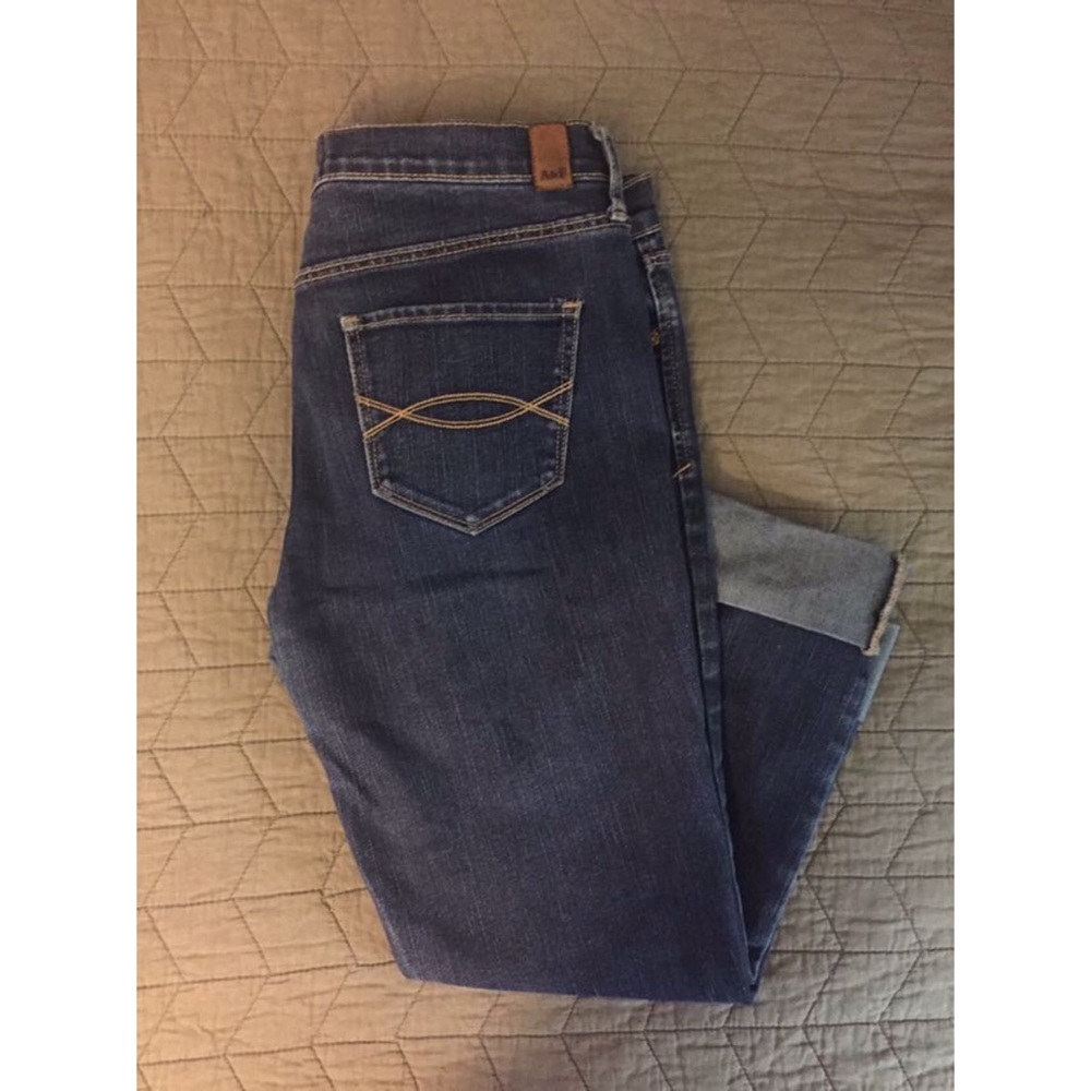 Abercrombie and Fitch capris!