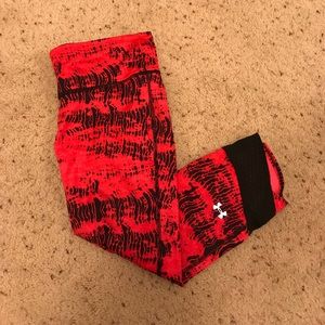 Under Armour leggings.