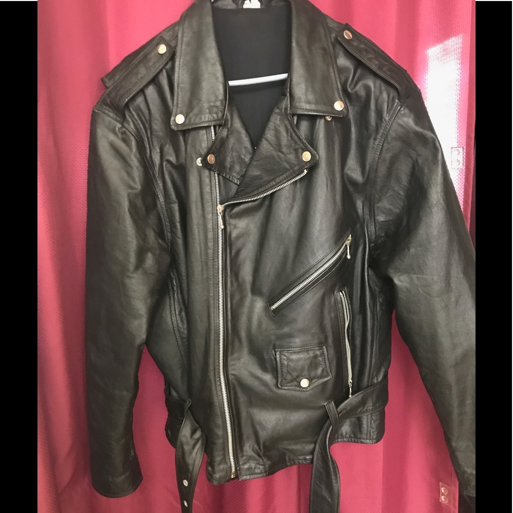 Men's leather motorcycle jacket