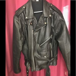 Men's leather motorcycle jacket