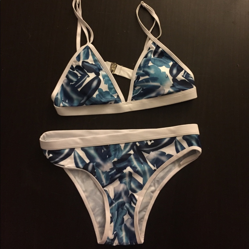 Never worn blue tropical bikini