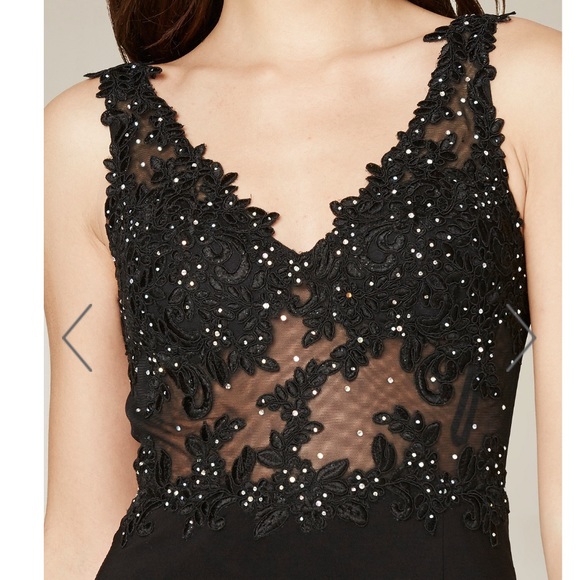 Bebe desi lace appliqué dress gown - Picture 4 of 6