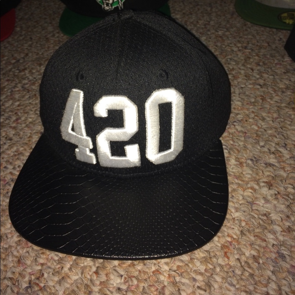 420 SnapBack