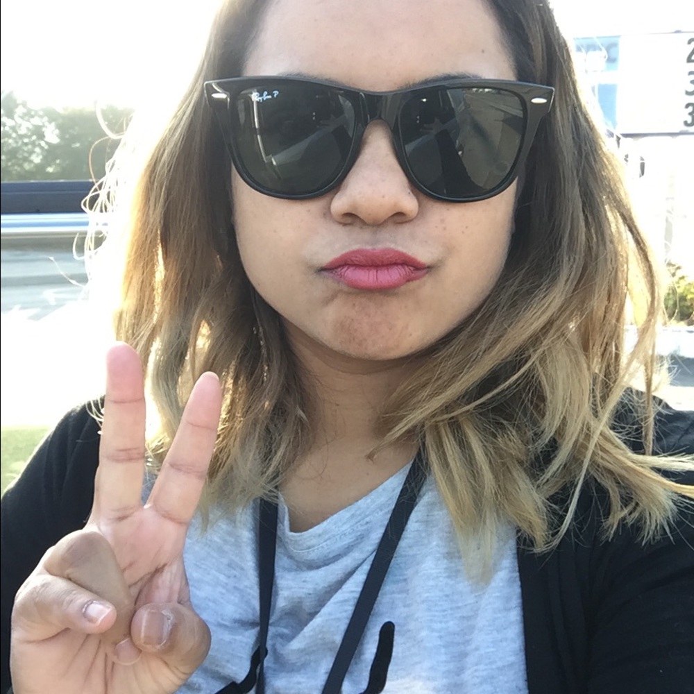 Meet your Posher, Natasha