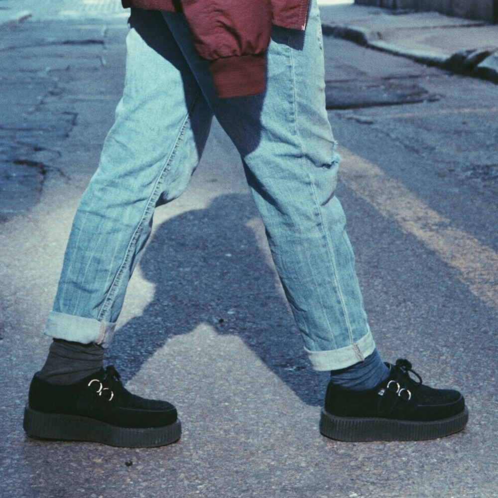 Black platform creepers