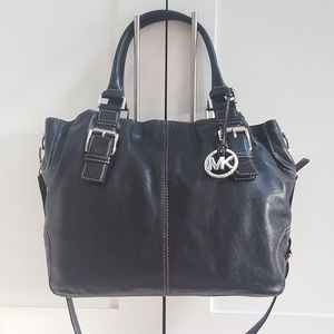 Michael kors large black leather crossbody tote