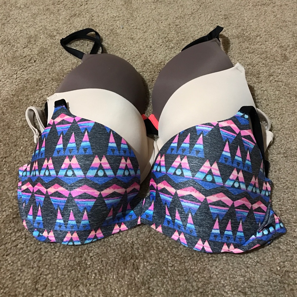 3 Victoria Secret PINK push up 32DD