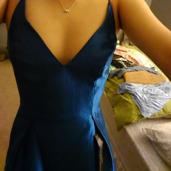 Dress - Picture 3 of 3
