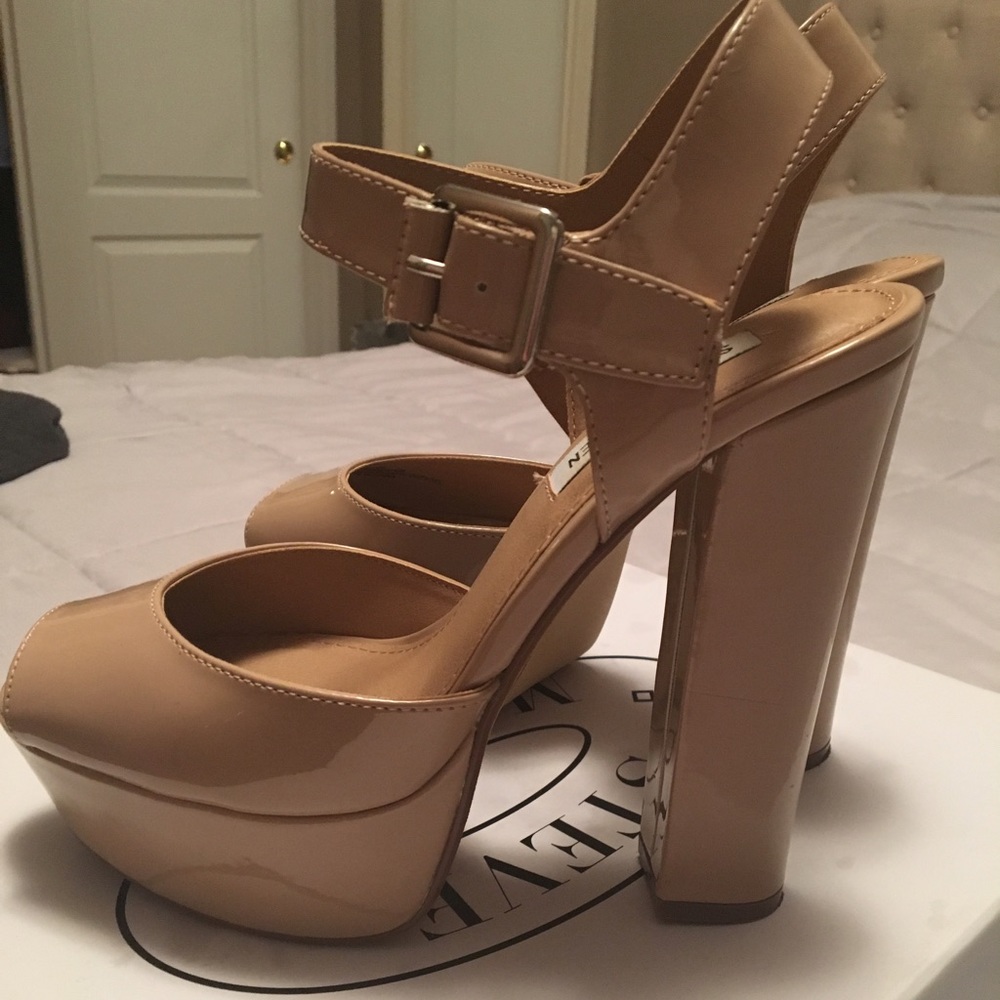Steve Madden patent peep toe heels
