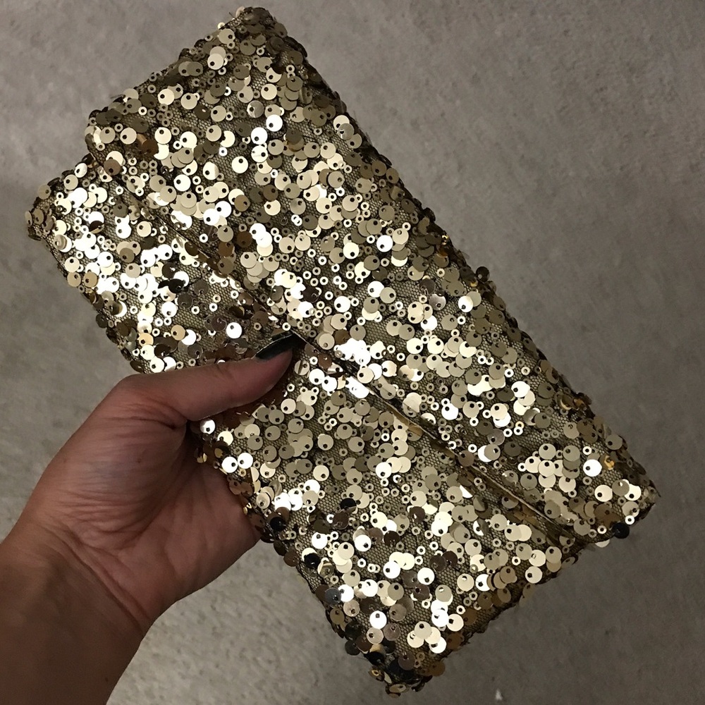 NWOT - Gold Sequin Clutch