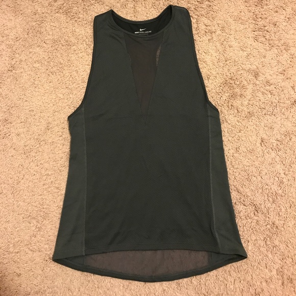 Nike Running Tank Tops - Picture 5 of 8