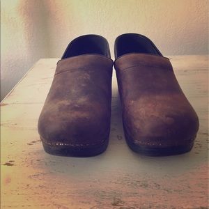 Dansko distressed professional clogs