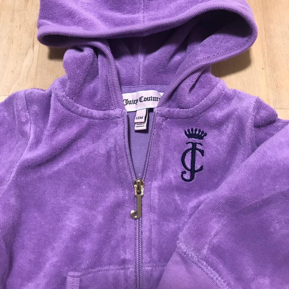 Cute Juicy Couture girls sweater jacket.