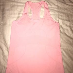 LULULEMON top