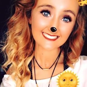 Meet your Posher, Christa