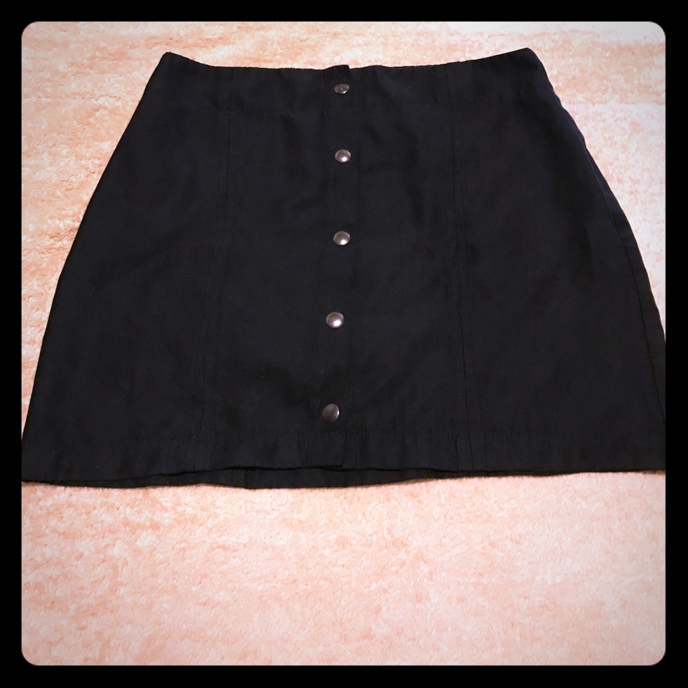 Black mini skirt 🖤🔥