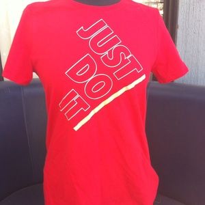 Women's red nike tee size large just do it
