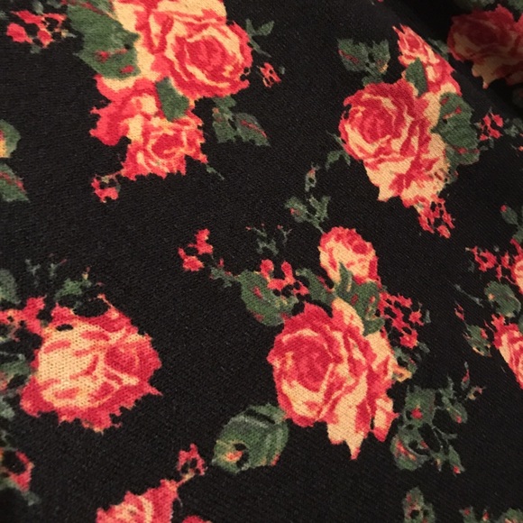 HTF Black Floral XL LuLaRoe Sarah Cardigan Unicorn - Picture 4 of 4