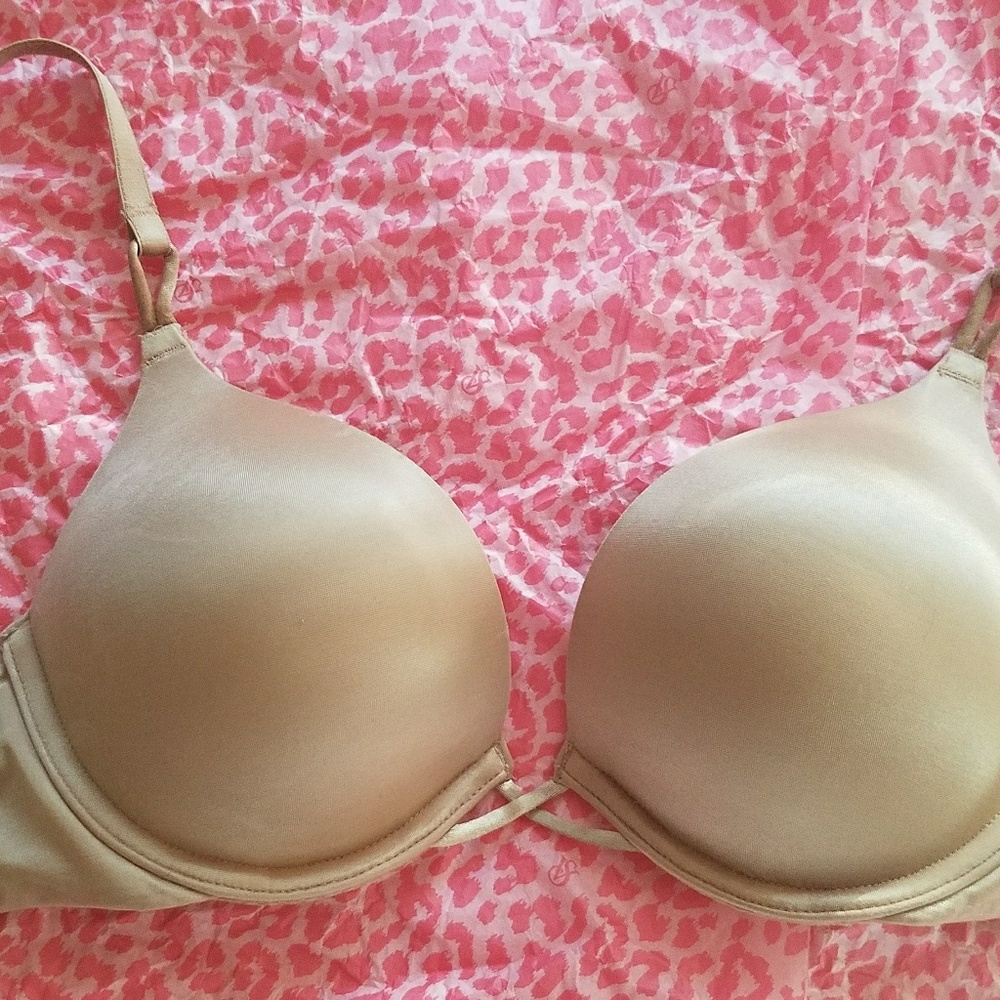 VS Bombshell push-up bra