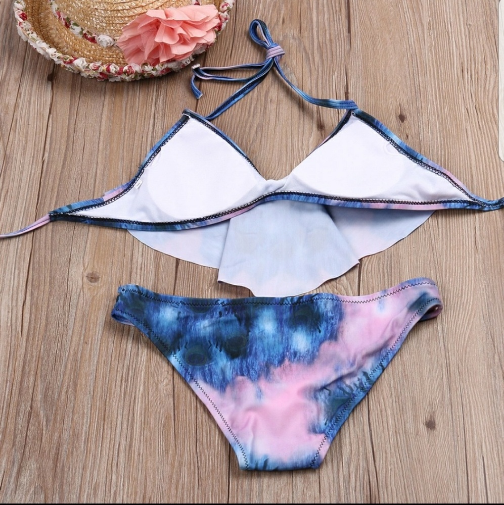 1 left!🔥CLEARANCE NO OFFERS. Flounce Bikini Set - Picture 4 of 8