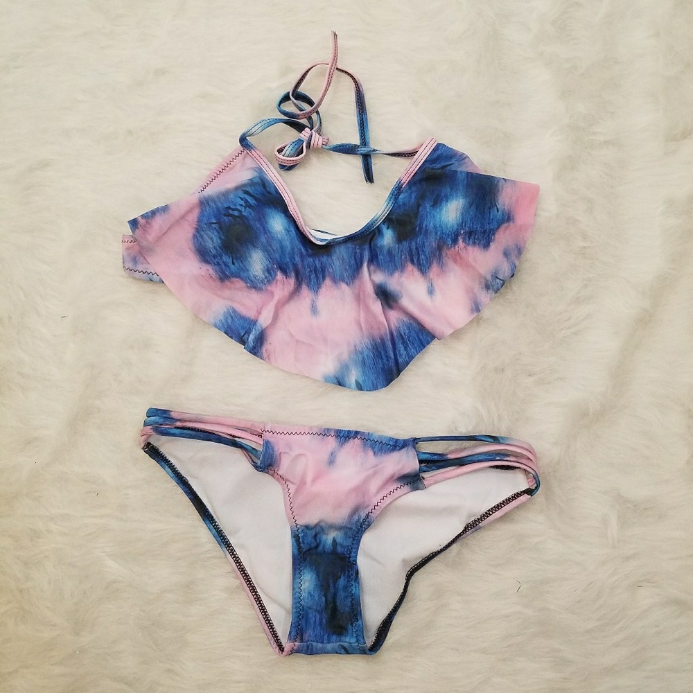 1 left!🔥CLEARANCE NO OFFERS. Flounce Bikini Set - Picture 5 of 8