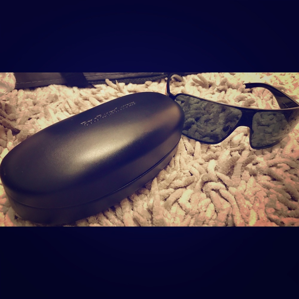 Polo by Ralph Lauren Men's Sunglasses - like new