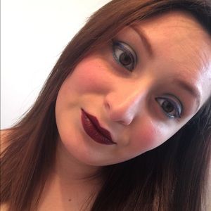 Meet your Posher, Luisa