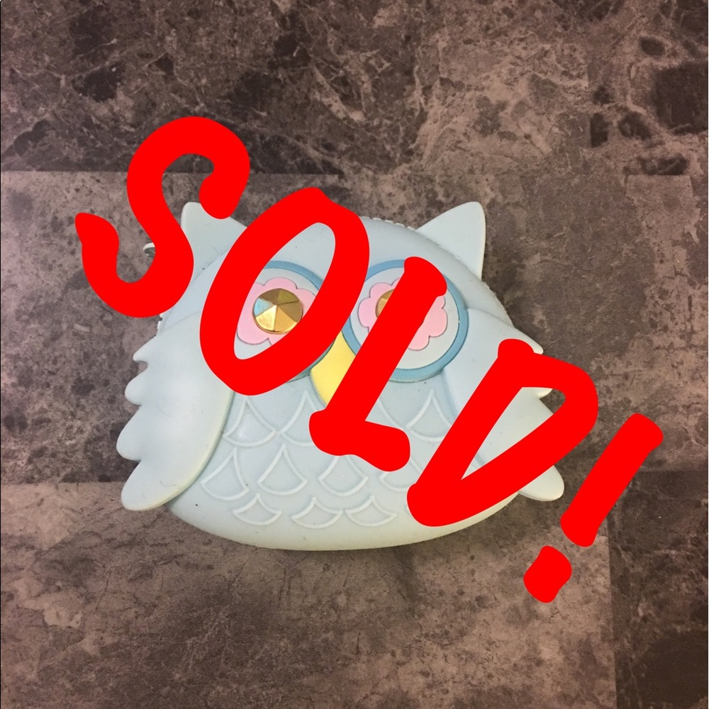 SOLD! Owl 🦉 Coin Purse 👛