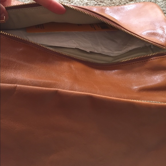 Tory Burch Tan Bag - Picture 6 of 6