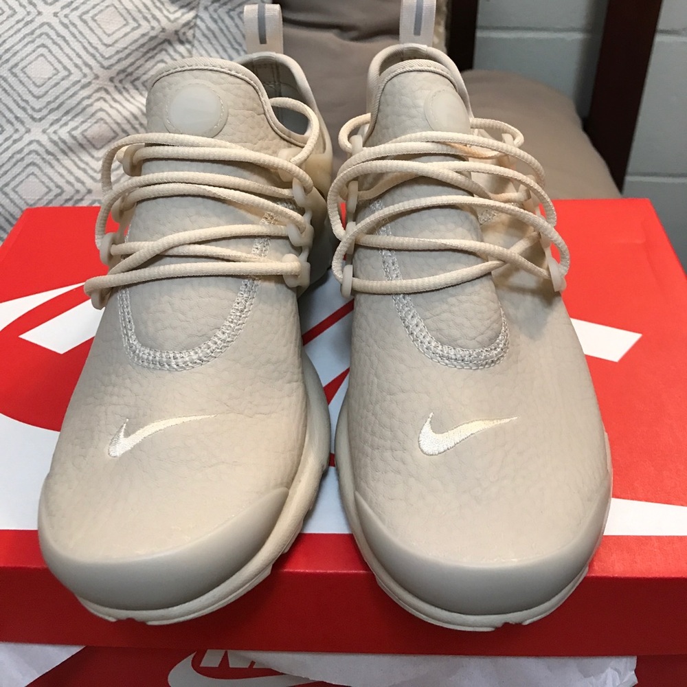 OPEN TO OFFERS 🖤 Women Air Presto Prm