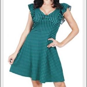 Modcloth Rock Steady Houndstooth Dress Small EUC