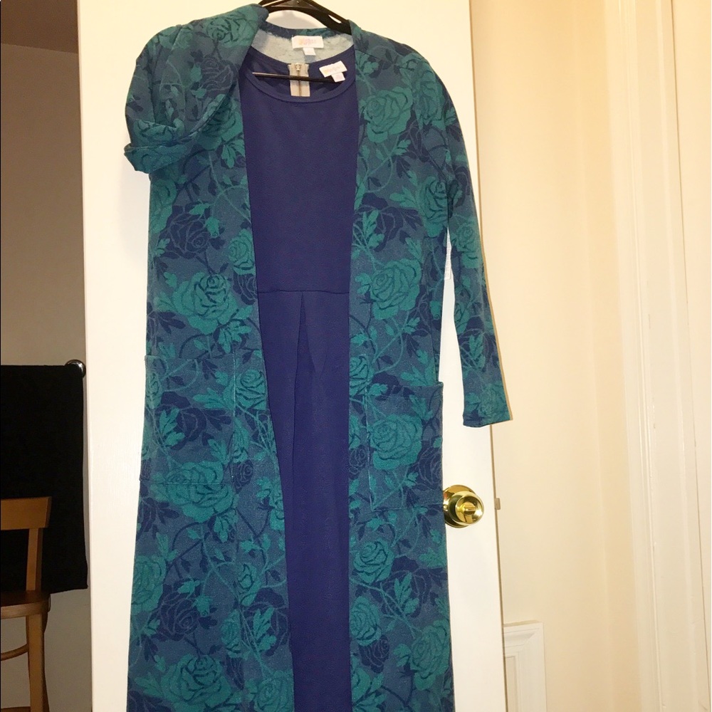 HTF Blue Disney Roses LLR Sarah L & Navy Amelia M