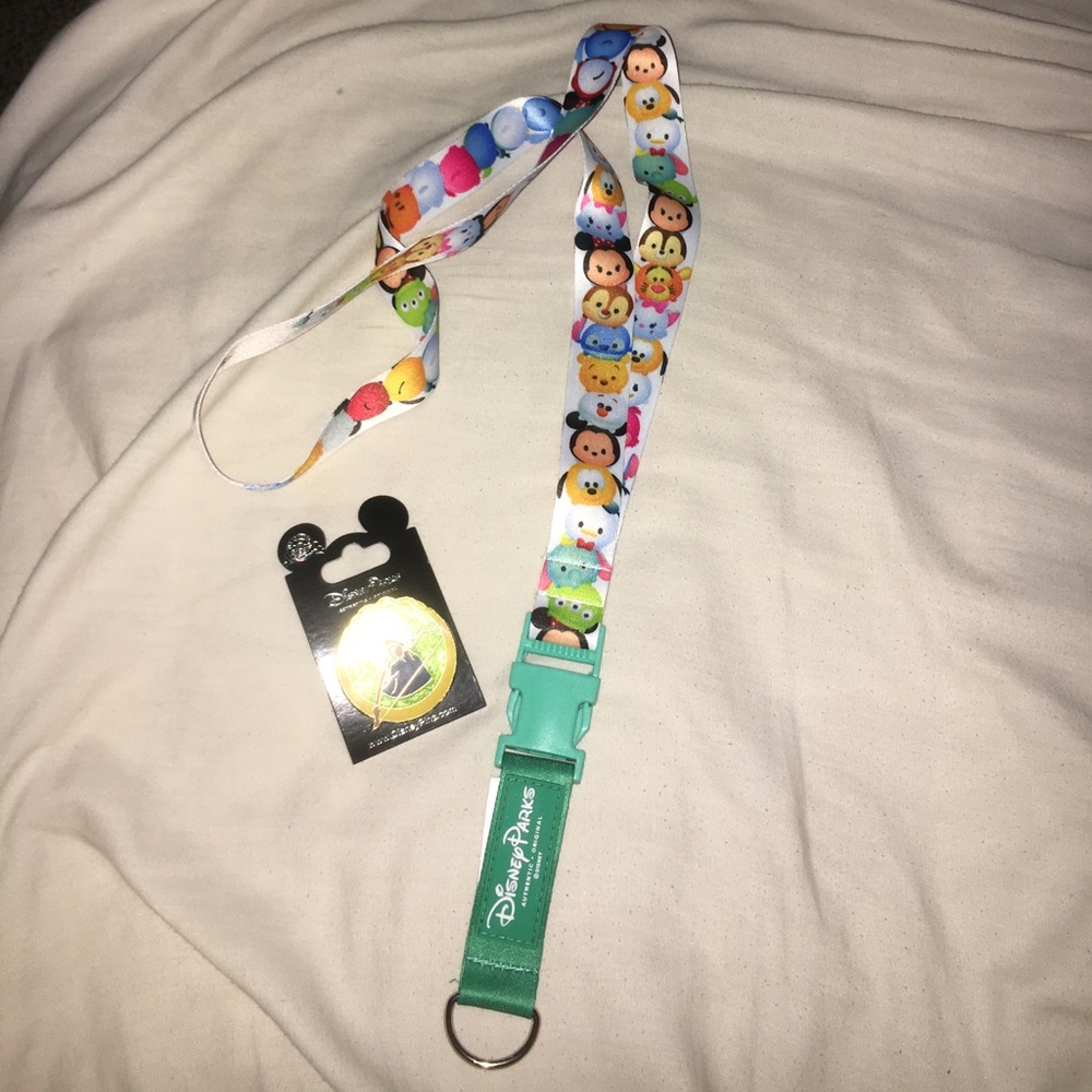 TSUM TSUM DISNEY LANYARD