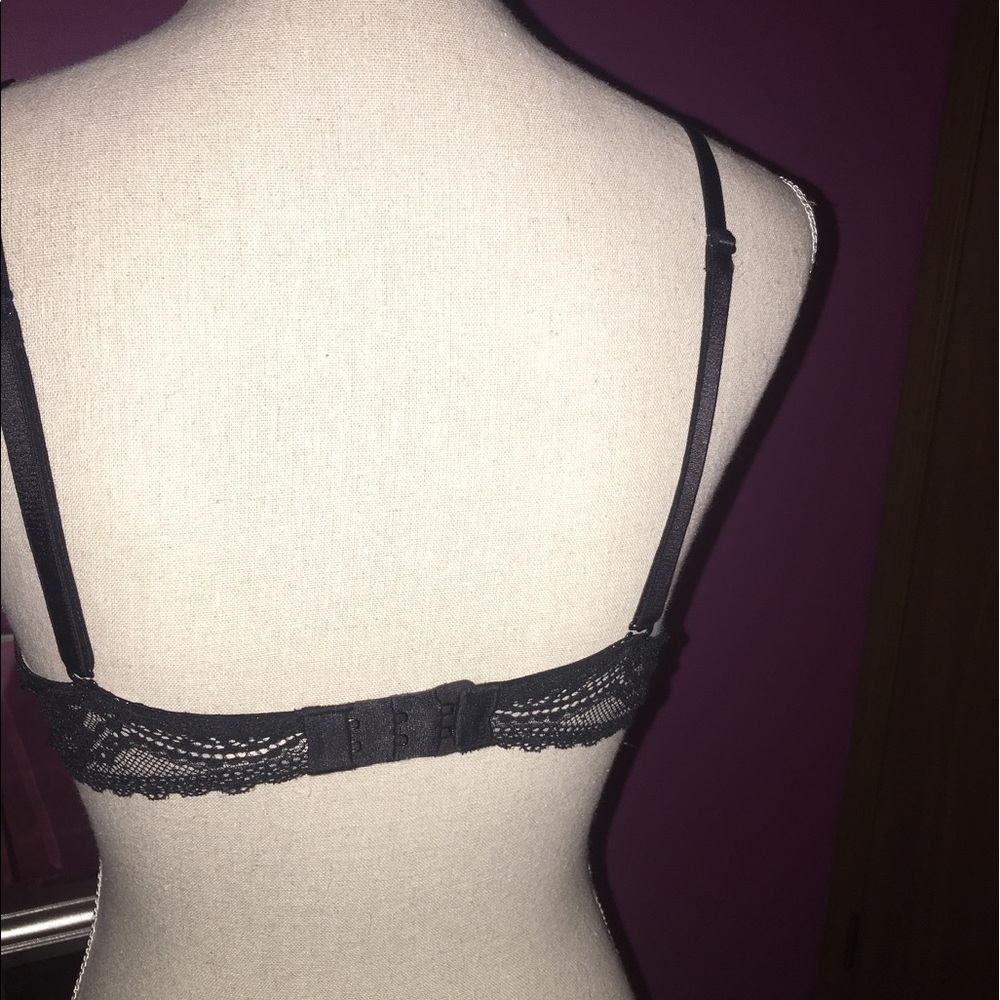 💙SALE❤️💋Victoria's Secret Bombshell Bra💋 - Picture 3 of 5