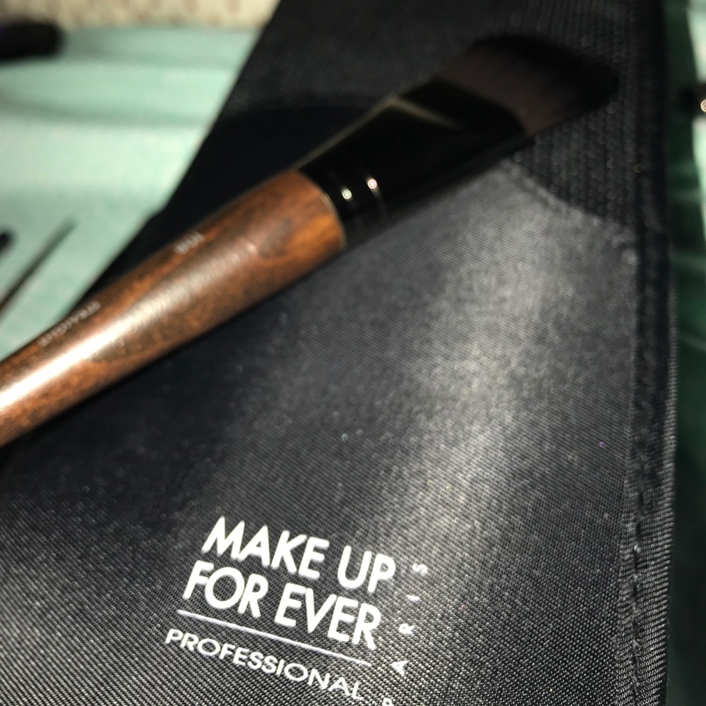 Makeup forever 6 brush set